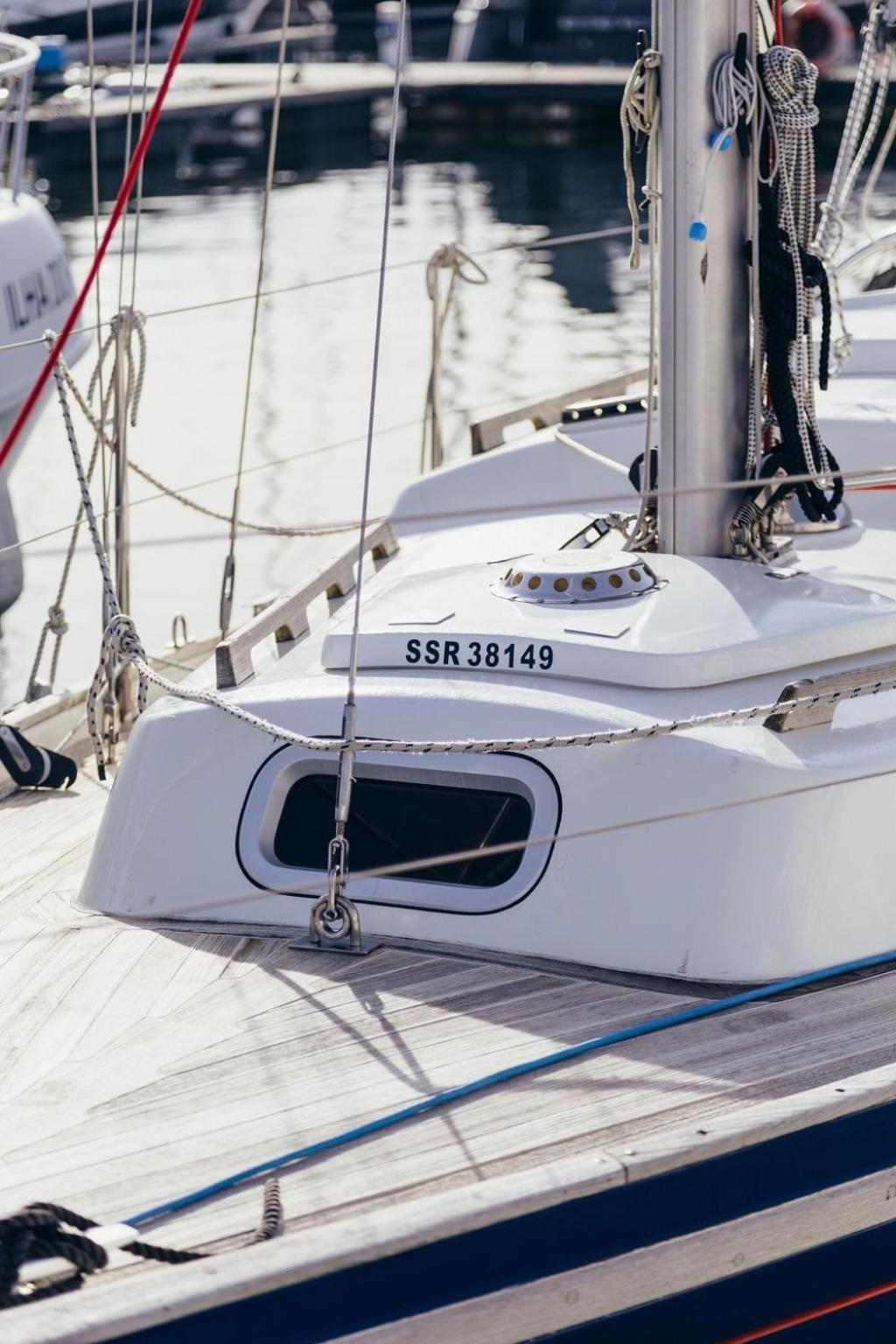 Life On Board In A Vintage Sailboat * Cascais